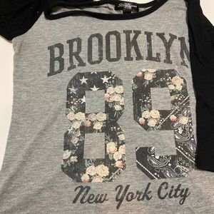 “BROOKLYN” top